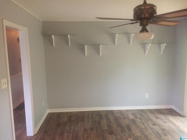 Photo - 516516 Windy Ln