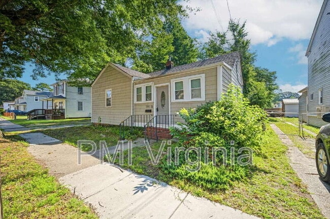 Photo - 1915 Lansing Ave
