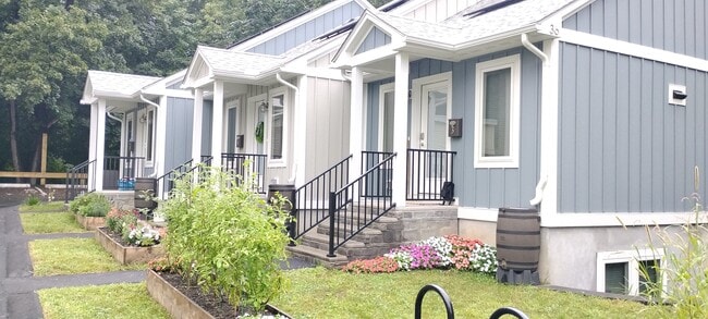 Photo - 36 Hampden St
