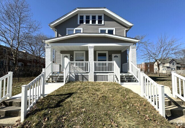 Building Photo - 2 Bedroom - Weiland Park Rental