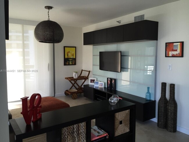 Photo - 19101 NE 36th Pl Unit 2807