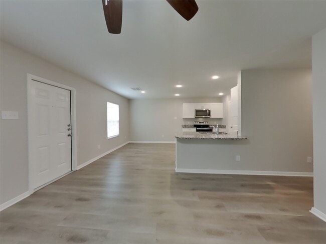 Photo - 10122 Cerritos dr