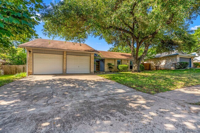 Photo - Beautiful 4 bedroom, 2 bathroom home in Northwest Austin!!!
