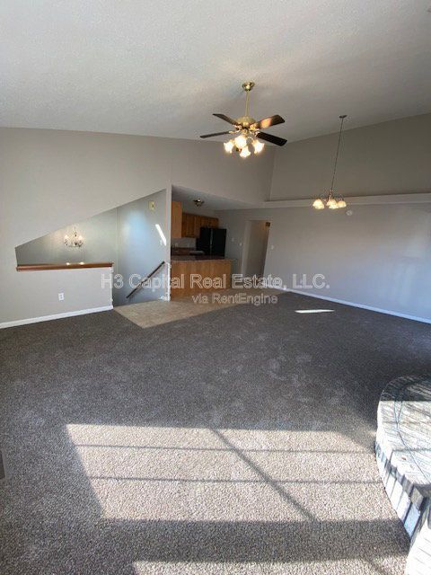 Photo - 315 Hannah Dr
