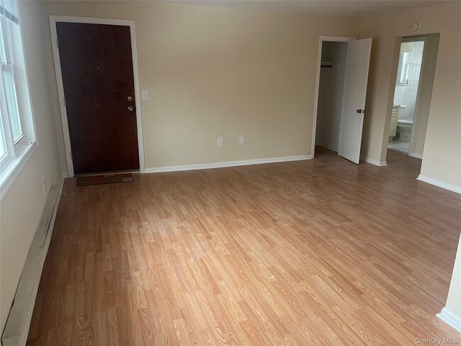 Photo - 27 N Rte 303 Unit 4