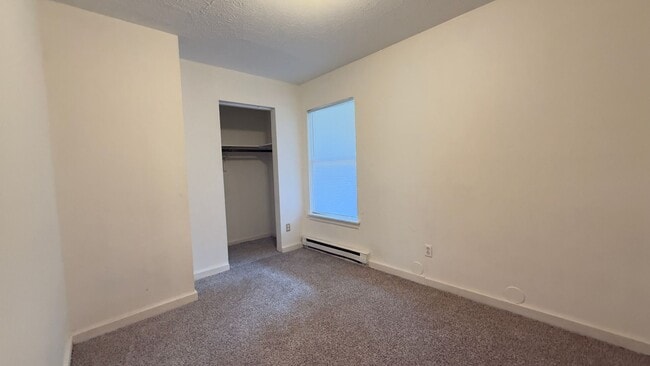 Photo - 233 S 4th St Unit Apt B