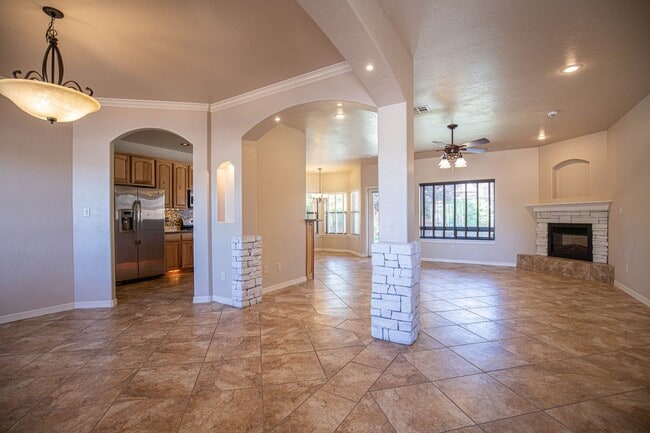 Photo - 4 Bedroom 2 bath Beautiful Home
