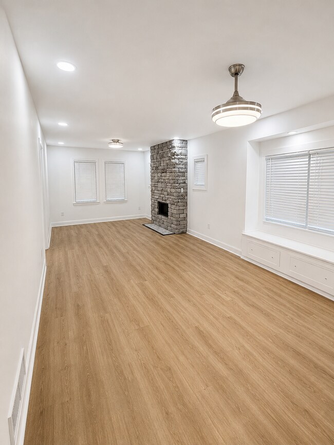 Photo - 3639 Agnes Ave