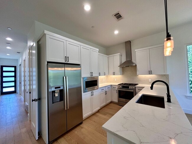 Photo - 4010 Clawson Rd