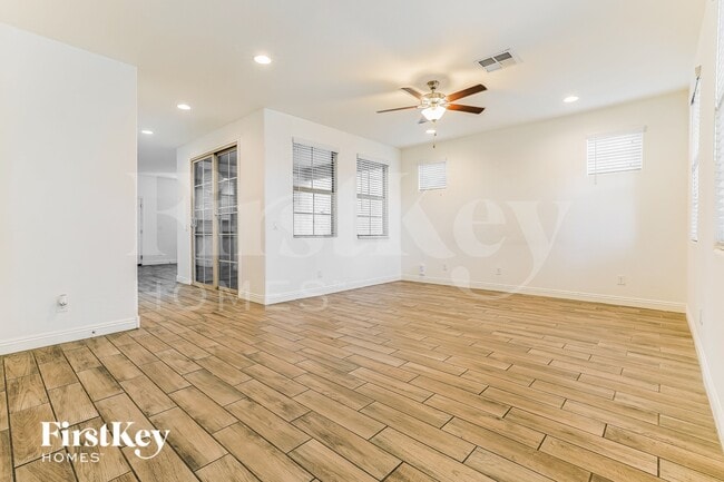 Photo - 6926 E Butte St