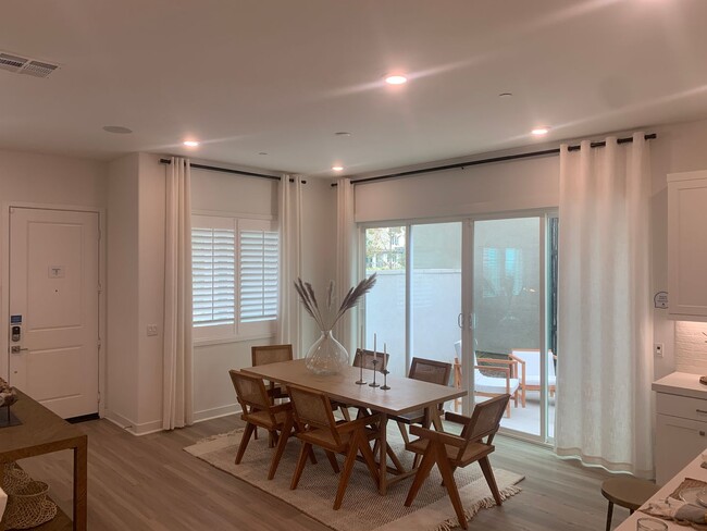 Photo - 4-Bedroom Home Available NOW in Valencia's Five Points Community!