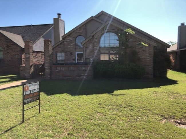 3 bedroom, 2 bath 2 car garage home for re... - 3 bedroom, 2 bath 2 car garage home for re...