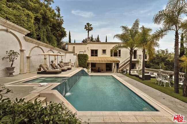 Photo - 3780 1/2 Multiview Dr