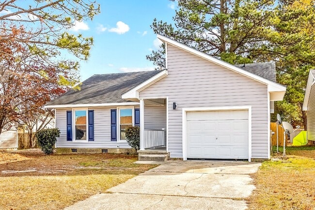 Photo - 3-Bedroom Retreat with 2 Full Baths in Fayetteville
