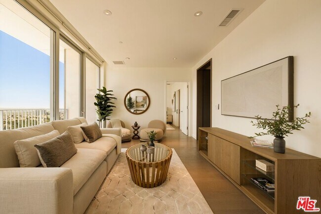 2025 Ave of the Stars Unidad 1607