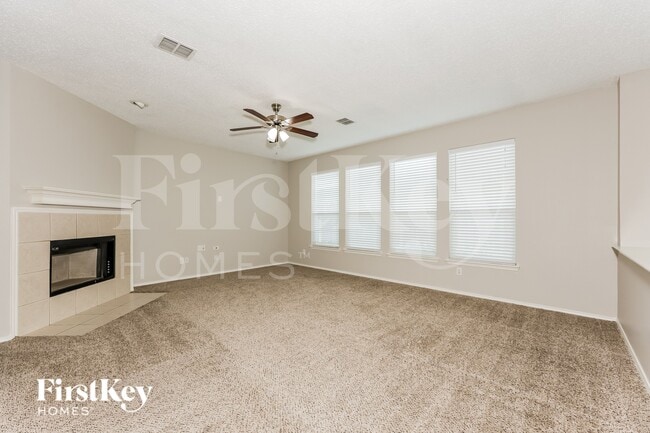 Photo - 7425 Snow Ridge Dr