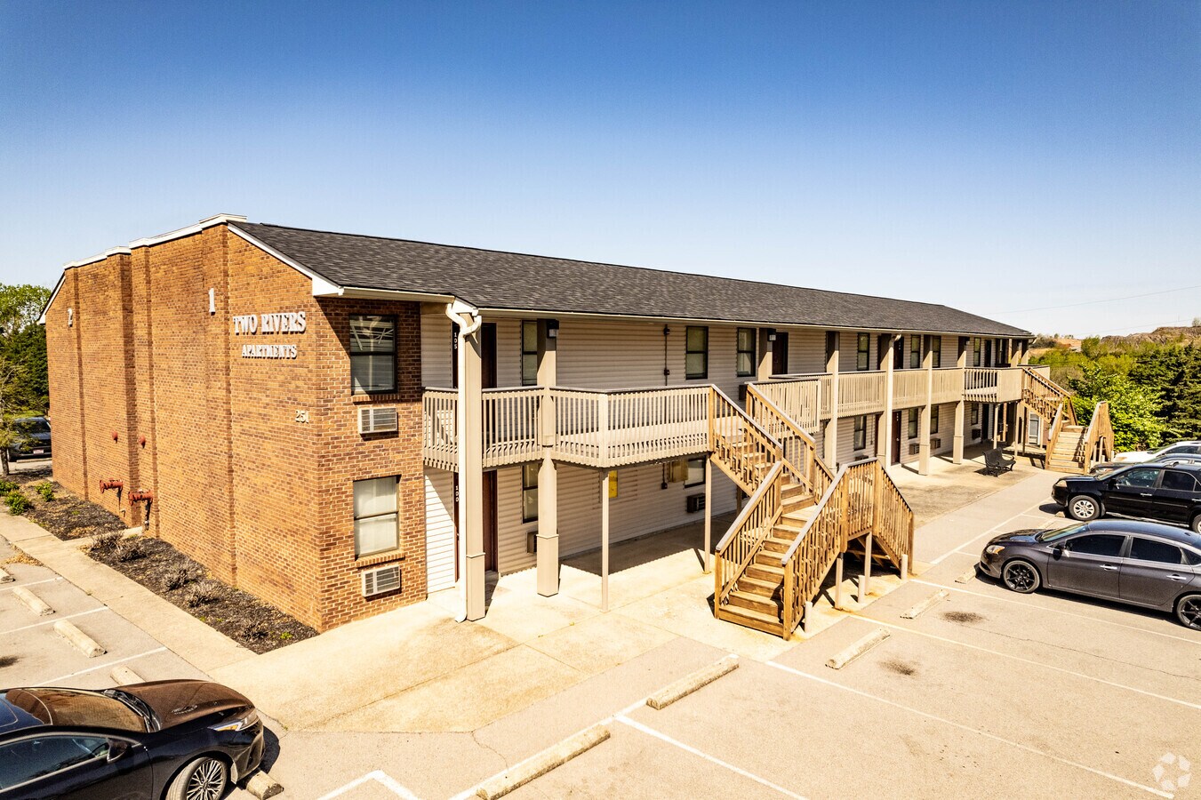 Emerald Hills Apartments - Emerald Hills Apartments