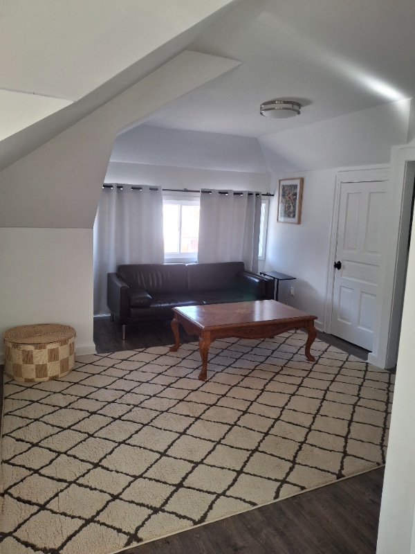 Photo - 805 Ridgeway Ave Unit 3