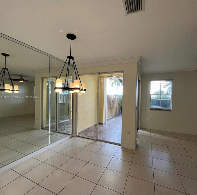 Photo - 14905 SW 8th Terrace