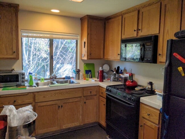 Photo - 301 7th St