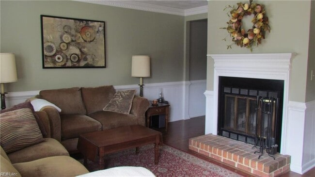 Photo - 350 San Roman Dr