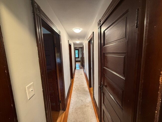 Photo - 9 Tip Top St Unidad #1