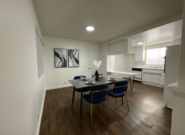 Photo - PET FRIENDLY 3 BEDROOM 2 BATHROOM HOME WITH ENCLOSED YARD AND 2-CAR GARAGE!!!!