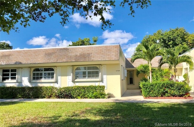 Building Photo - 16924 SW 112th Ct Unit V3342