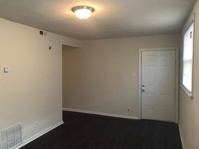 Photo - 742 Lexington St