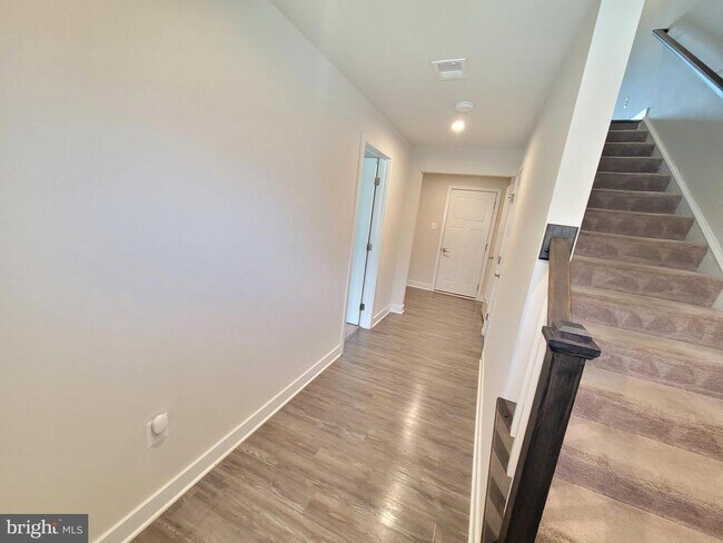 Photo - 8667 Shady Pines Dr