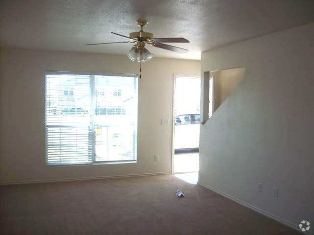 Building Photo - 2004 Monte Carlo Ln Unit D Rental