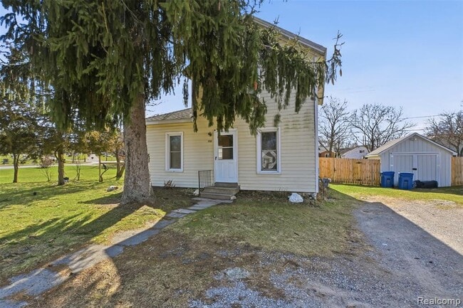 Building Photo - 532 E Broad St