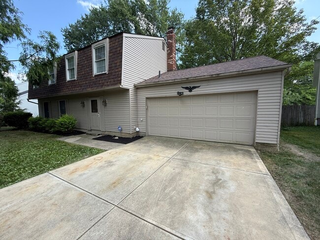 Building Photo - 17073 Drake Rd Rental