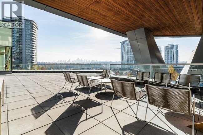 Photo - 4720 Lougheed Hwy. Unité 907