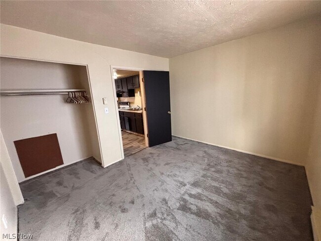 Photo - 519 Crosby St Unit 8