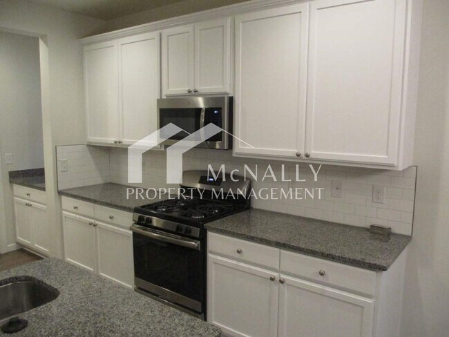 Photo - 3 Bedroom, 2.5 Bathroom Andasio Villiage Home in Port Orchard