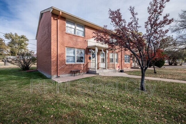 Photo - 1009 Constitution Rd