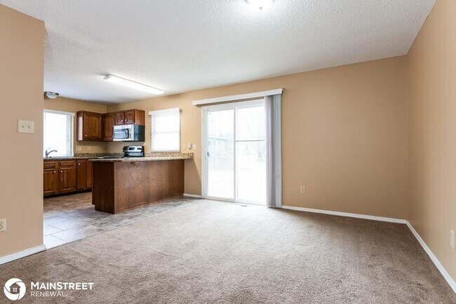 Photo - 6906 Jamestown Way Dr, Florissant, MO 63033