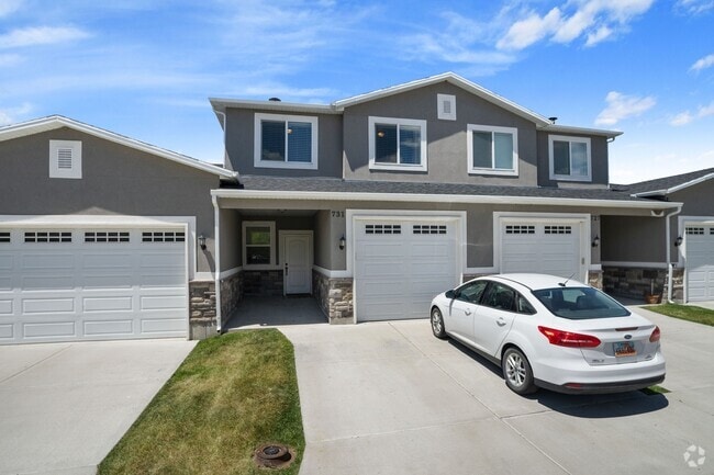 Building Photo - 731 S 70 E Rental