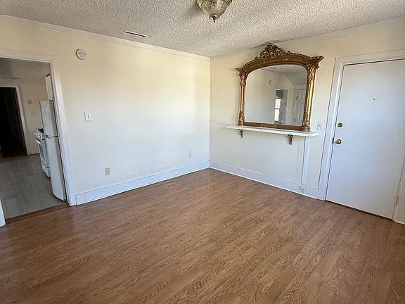 Photo - 23 Brown St Unit #3