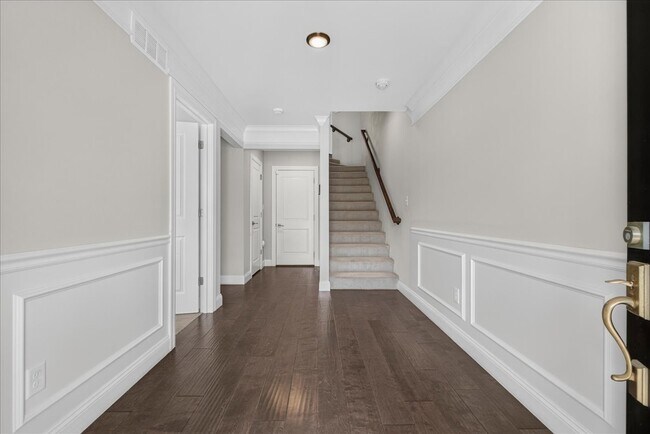 Photo - 8013 Central Park Dr