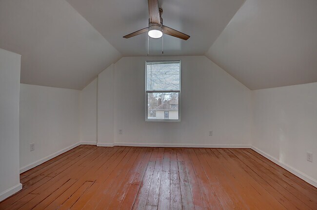 Photo - 1221 California Ave Unit 2