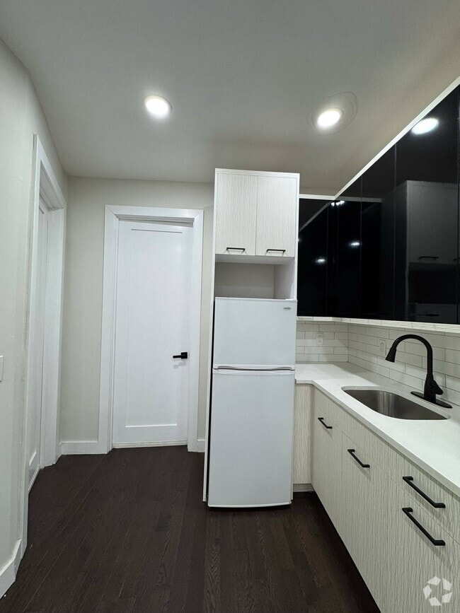Building Photo - 60 Jordan Ave Unit 1R Rental