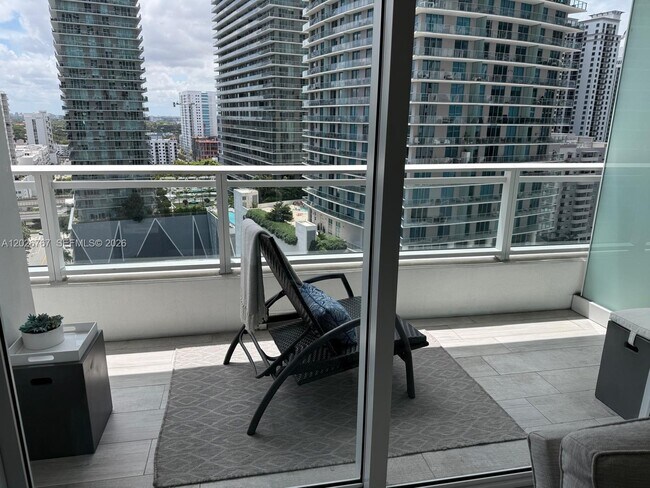 Photo - 1080 Brickell Ave Unidad 1703