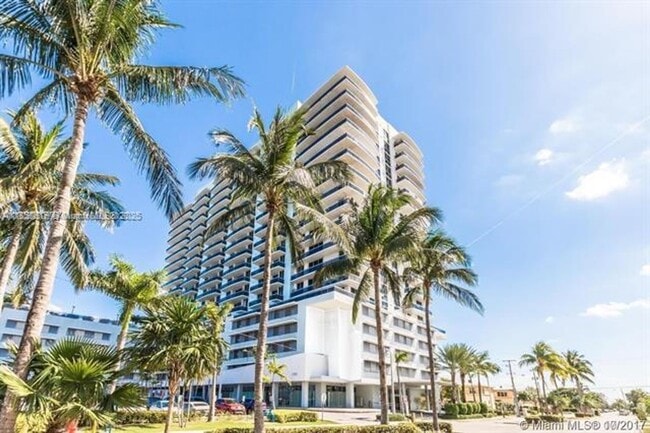Building Photo - 7901 Hispanola Ave Unit 7901 Hispanola Ave  1409 Rental
