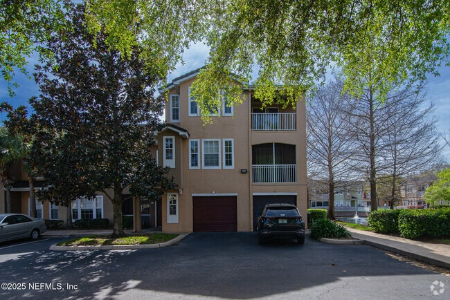 Building Photo - 10075 Gate Pkwy Unit 904 Rental