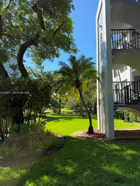 Building Photo - 400 SW 134th Way Unit 103F