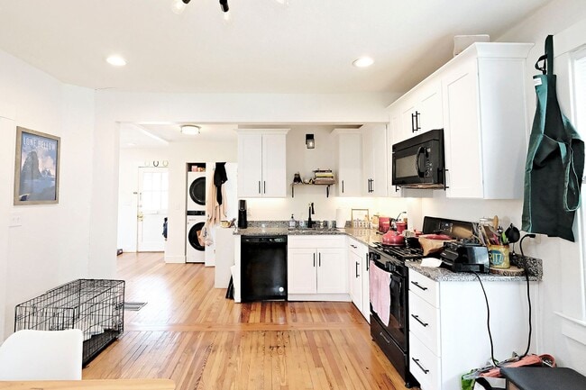 Photo - Charming & Updated Pet-Friendly Belmont Rental