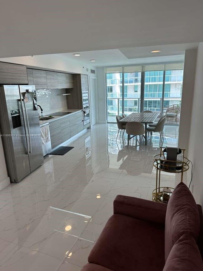 Photo - 6620 Indian Creek Dr Unit 616