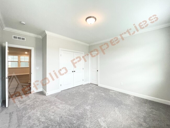 Photo - 105 Moraine Ct